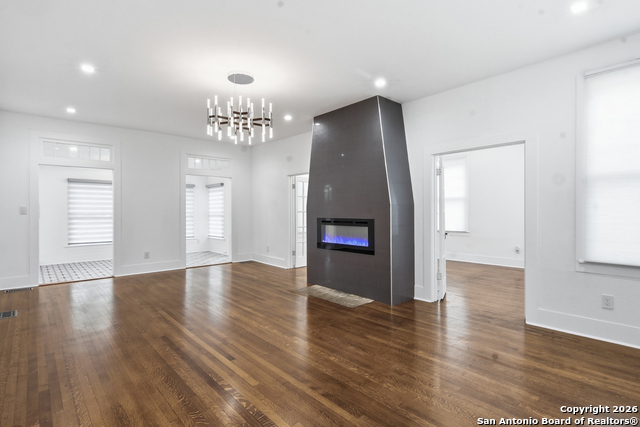 524 N Getty Property Photo 18
