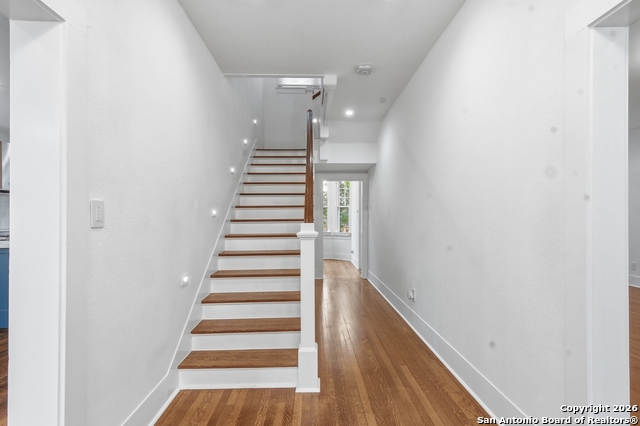 524 N Getty Property Photo 22