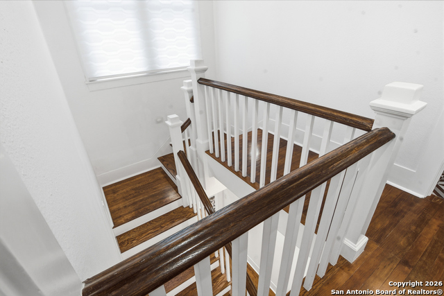 524 N Getty Property Photo 23