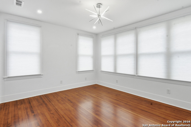 524 N Getty Property Photo 25