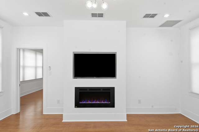 524 N Getty Property Photo 40
