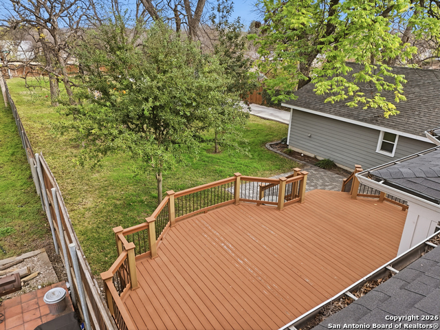 524 N Getty Property Photo 47
