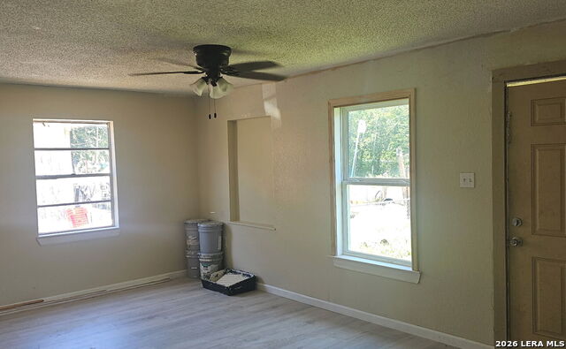 907 Hough Property Photo 3