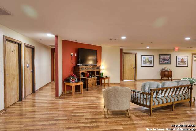 4154 Swans Landing Property Photo 9
