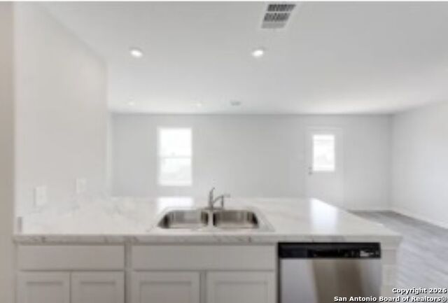 302 Warehouse Rd. Property Photo 3