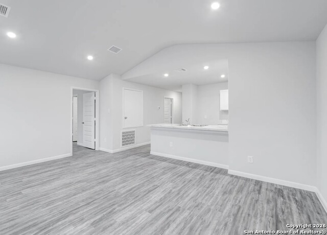 304 Warehouse Rd. Property Photo 6