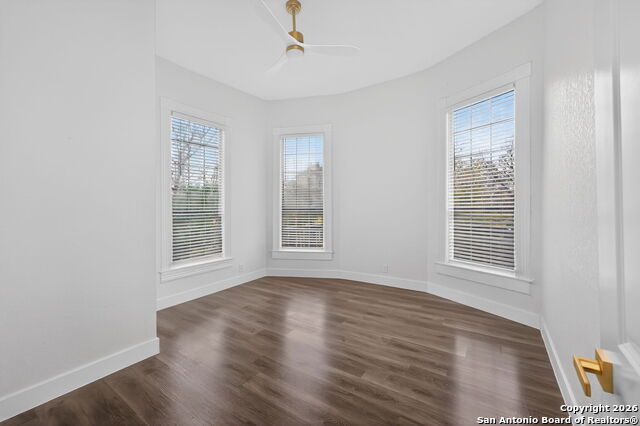 413 Nopal Property Photo 3