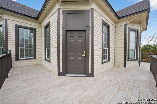 413 Nopal Property Photo 8