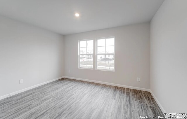316 Warehouse Rd. Property Photo 5