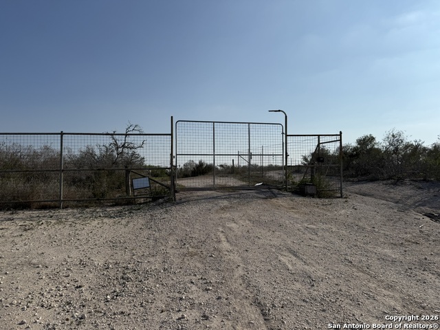 1331 S Highway 281 Property Photo 1