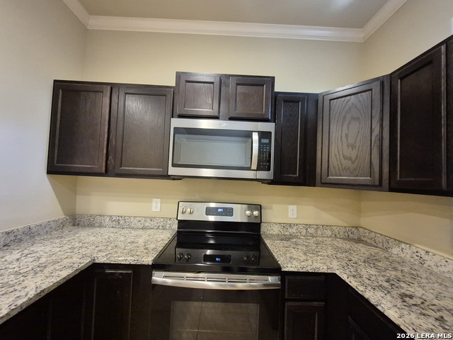 6522 Marcel Way Property Photo 9