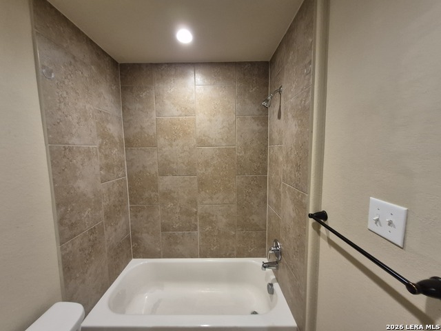 6522 Marcel Way Property Photo 28