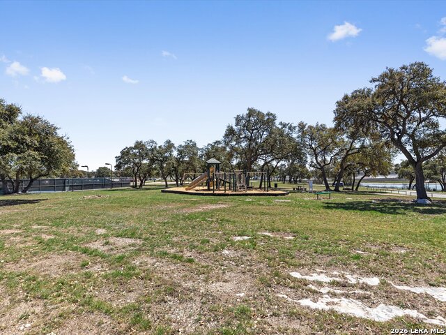 331 Ridge Pt Property Photo 19