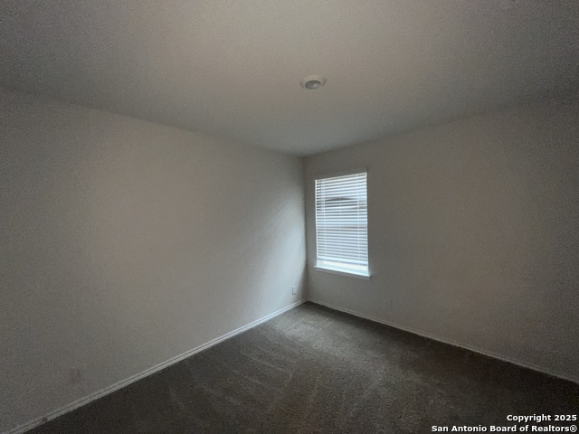324 Middle Green Loop Property Photo 18
