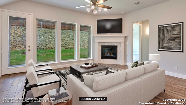 2923 Eagle Rise Property Photo 8