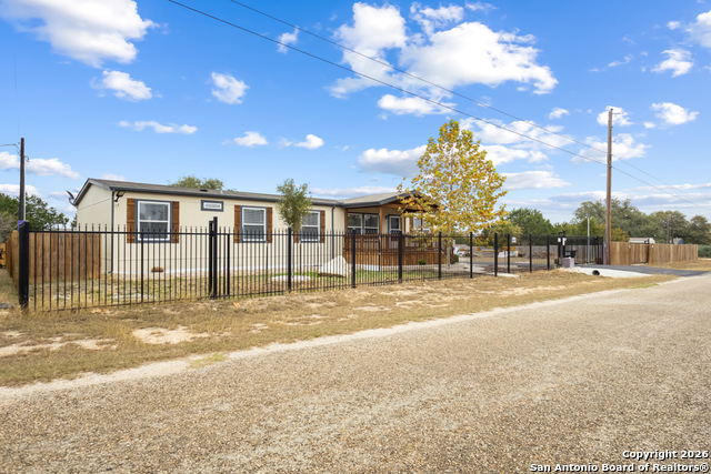 161 Pr 1514 Property Photo 1