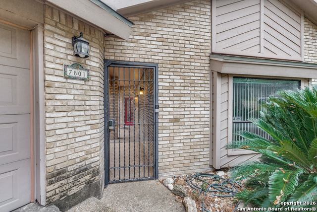 7801 Timber Top Property Photo 3