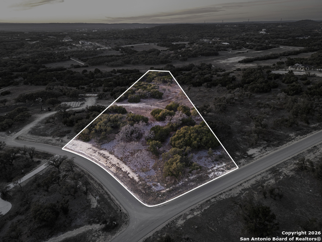 755 Kline Pass Property Photo 4