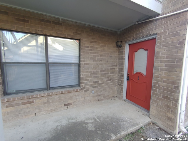6316 Cambridge Property Photo 10