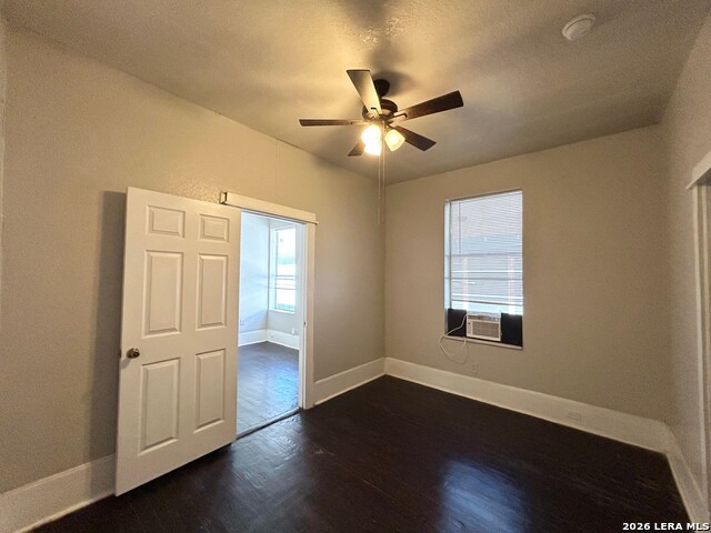 1716 N Olive St Property Photo 7
