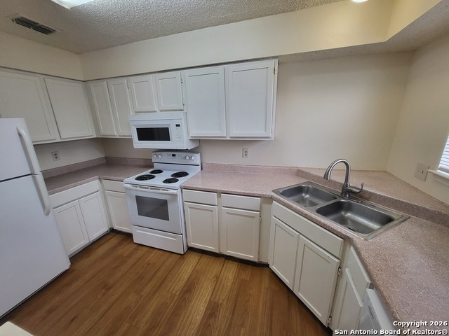 6316 Cambridge Dr Property Photo 4