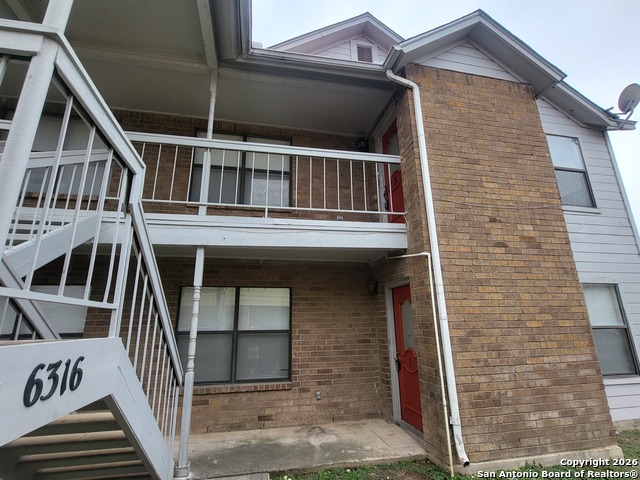 6316 Cambridge Dr Property Photo 9