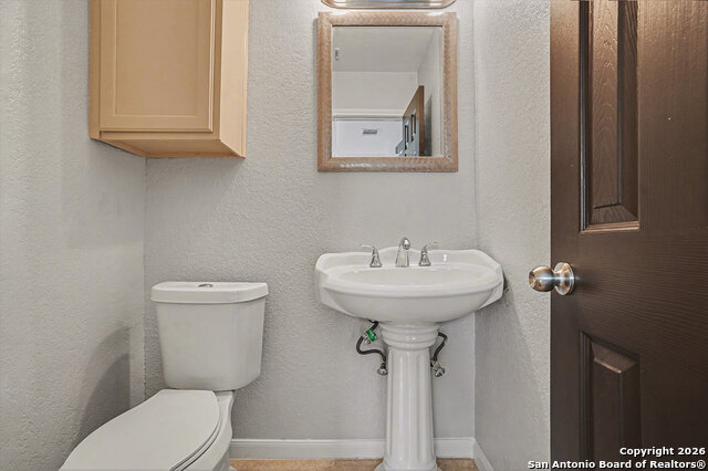 2039 Schley Ave Property Photo 19