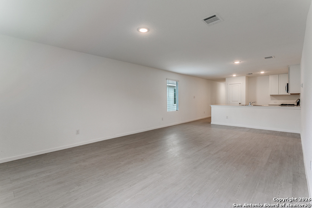 275 Ottawa Way Property Photo 2