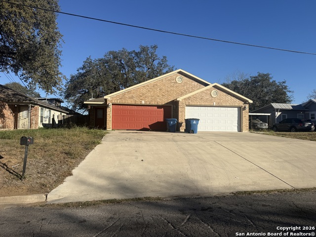 707 Dallas Property Photo 7