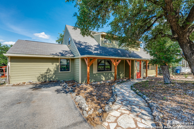 1609 Winding Creek Property Photo 1