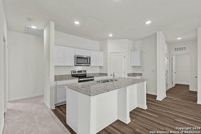 128 Dionicio Loop Property Photo 9