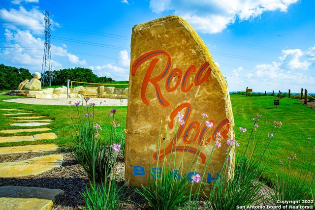 301 Fandango Property Photo 16