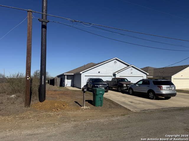 1103 Maple Property Photo 1