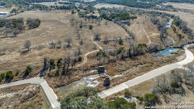 330 Waring Welfare Property Photo 3