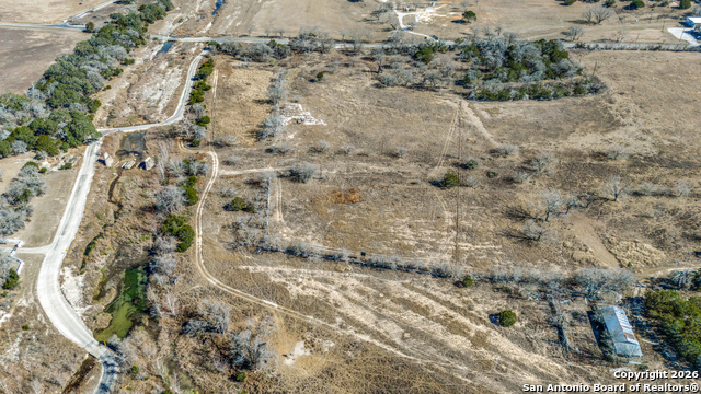 330 Waring Welfare Property Photo 5