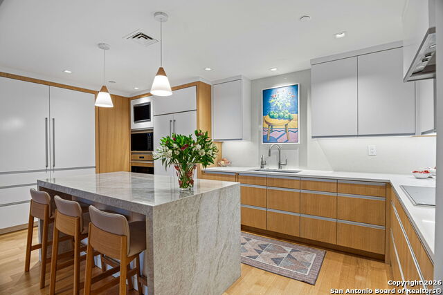 200 Patterson Property Photo 3