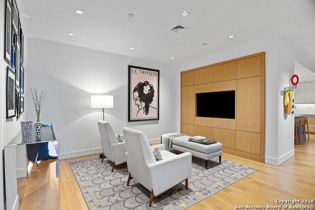 200 Patterson Property Photo 17