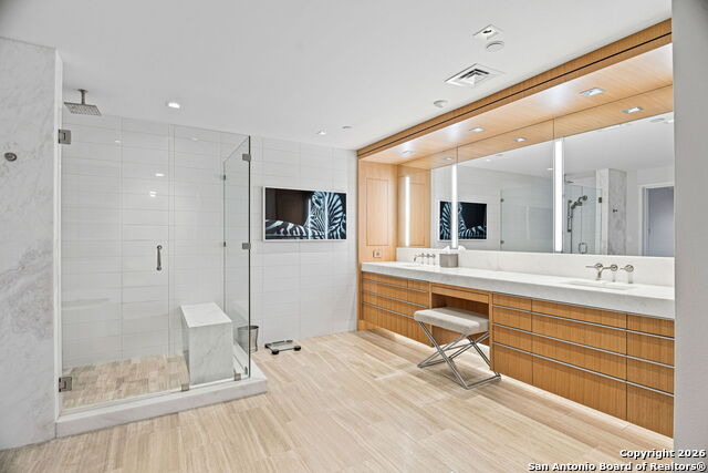 200 Patterson Property Photo 28