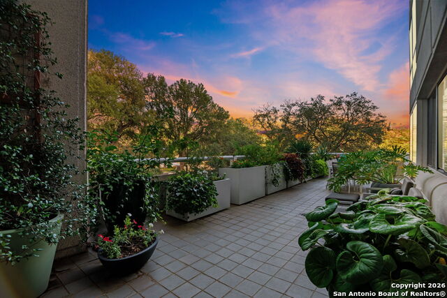 200 Patterson Property Photo 41
