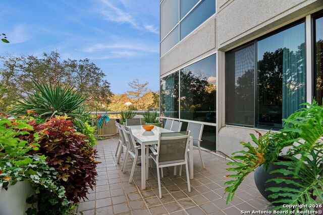 200 Patterson Property Photo 44