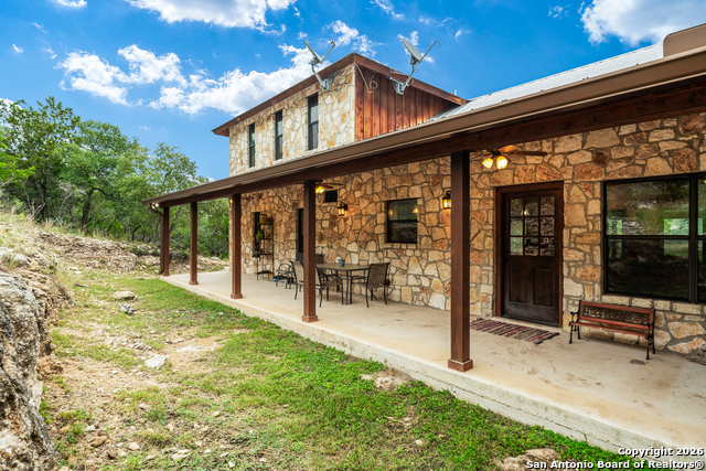 1539 River Road Property Photo 3