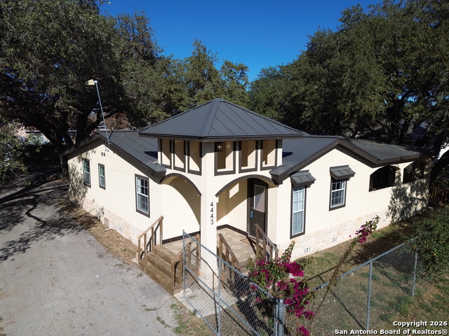4443 Palace Property Photo 6