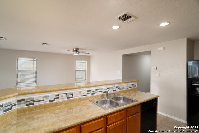 910 Trilby Property Photo 14