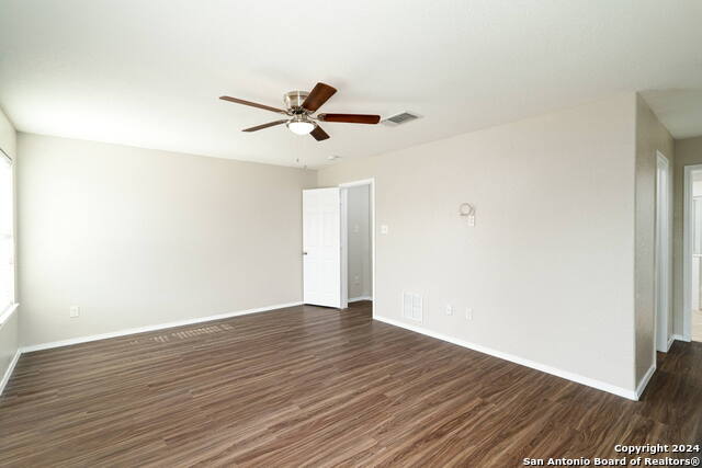 910 Trilby Property Photo 17