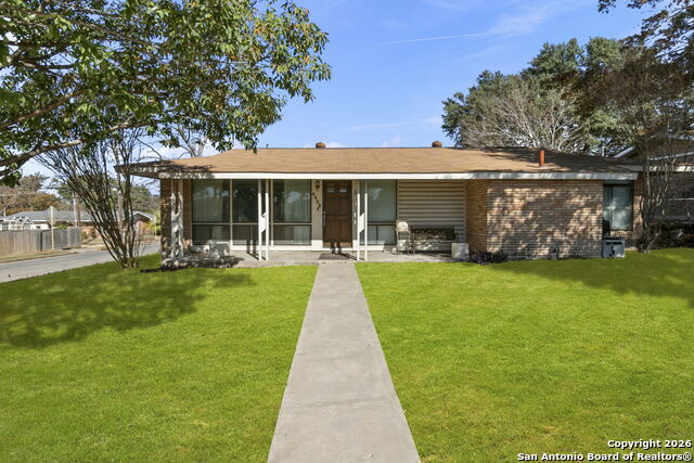 4403 Diamondhead Dr Property Photo 1