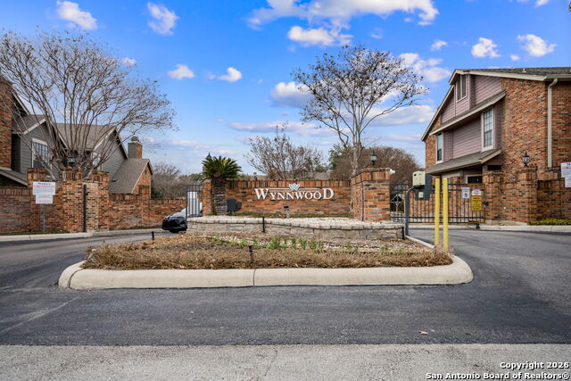 54 Chapel Hill Property Photo 1