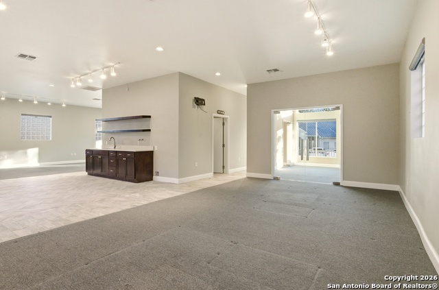 1202 W Bitters Property Photo 10