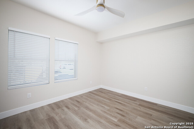 1644 Mistletoe Property Photo 5