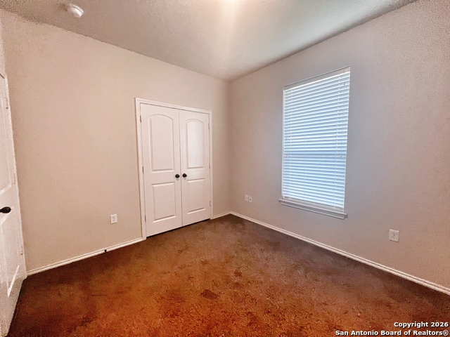 565-569 Creekside Circle Property Photo 9