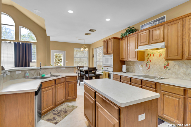 2611 Menard Property Photo 14